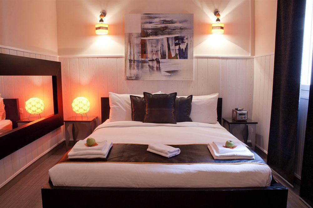 Hostal Oxum Madrid Room photo
