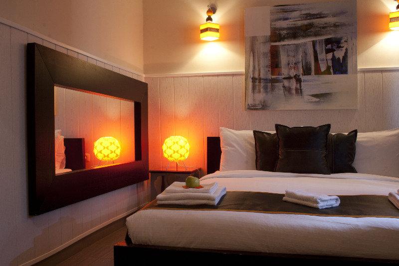 Hostal Oxum Madrid Exterior photo